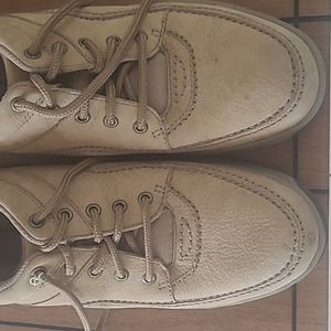 Men's shoes